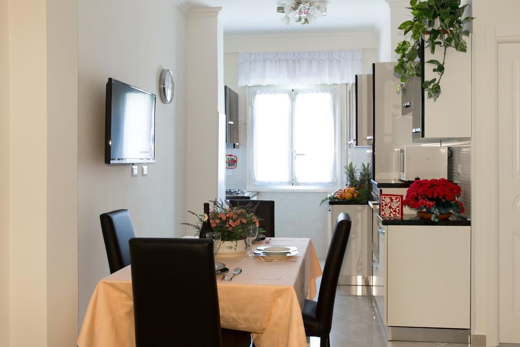 Il Bacio Holidayhouse Best Location For Jubilee 2024-2026 โรม ห้อง รูปภาพ